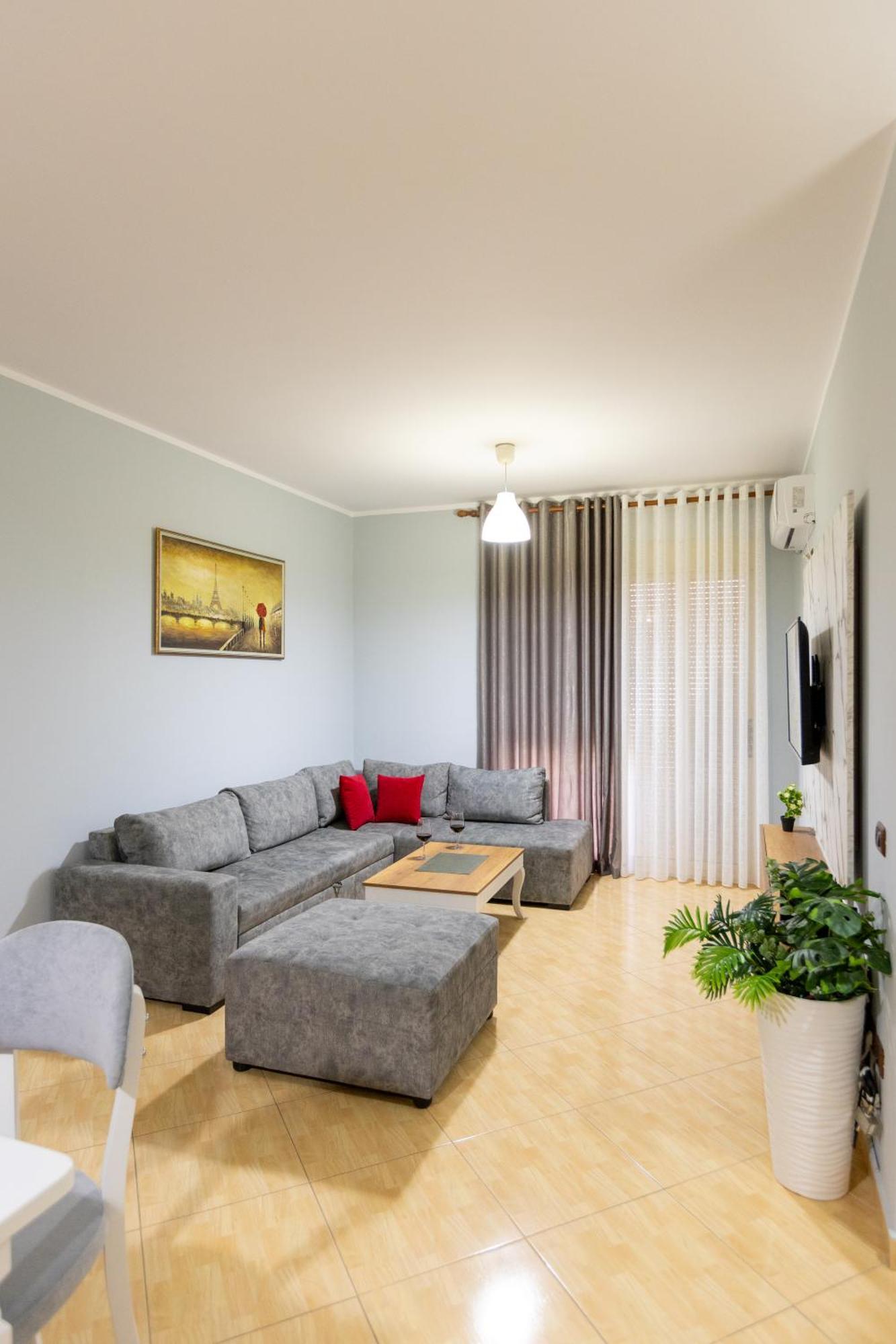 Da Vinci Apartment Влёра Экстерьер фото
