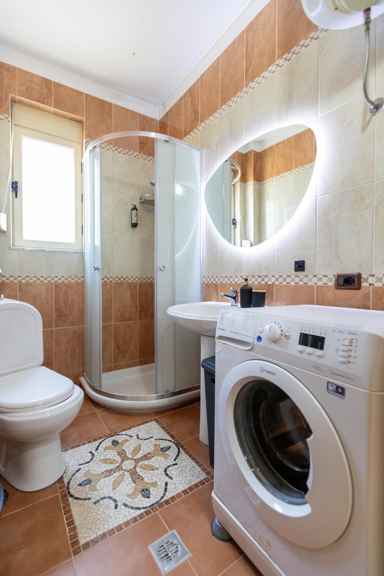 Da Vinci Apartment Влёра Экстерьер фото
