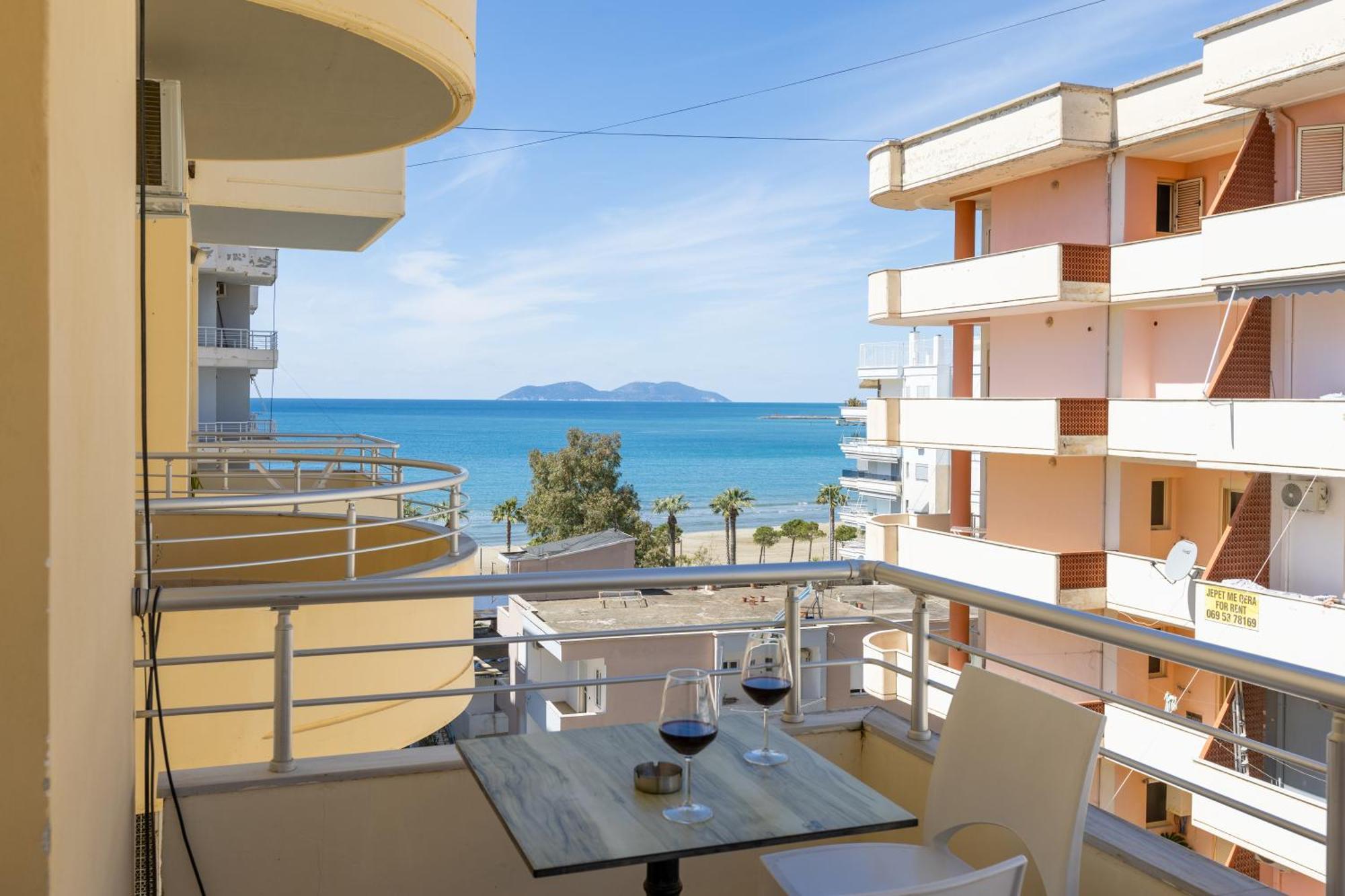 Da Vinci Apartment Влёра Экстерьер фото