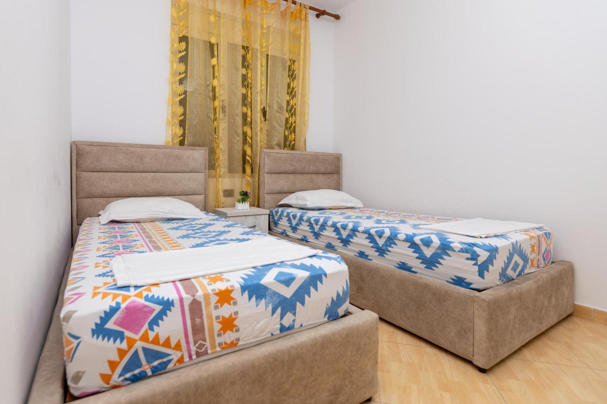 Da Vinci Apartment Влёра Экстерьер фото